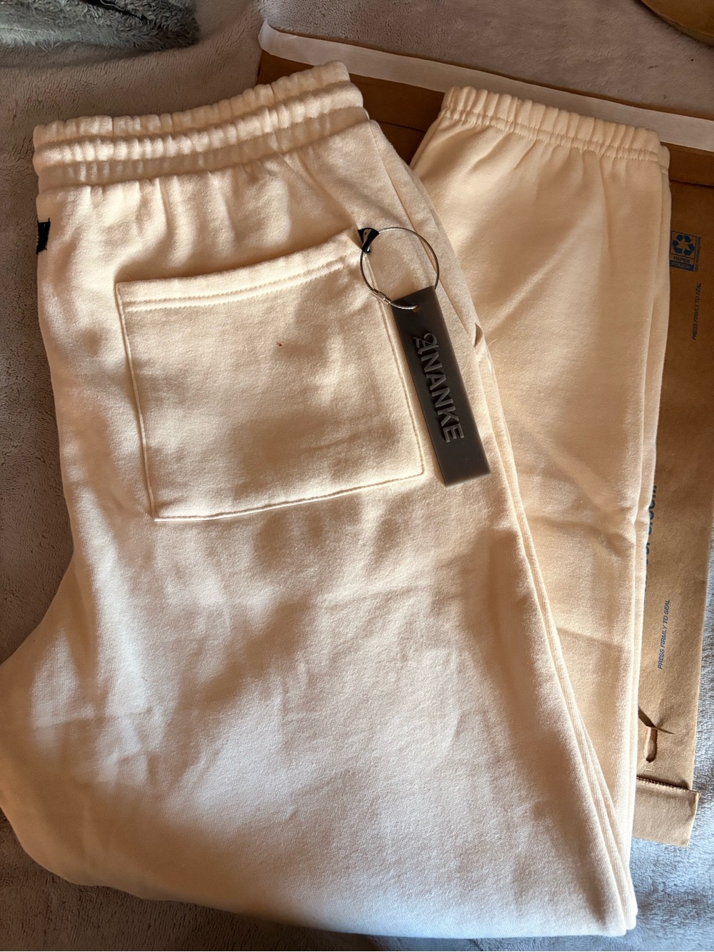 Ananke Cream Sweat Shorts Size Medium NWT Premium Drawstring Lounge Shorts